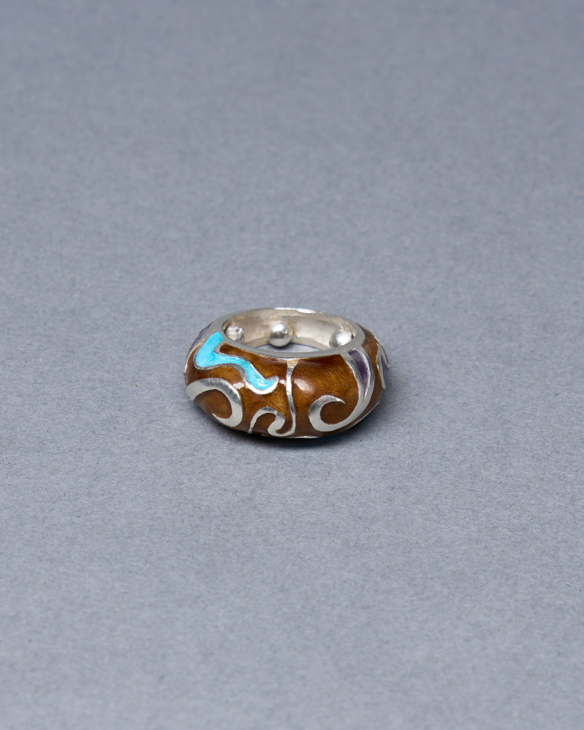Swirl ring
