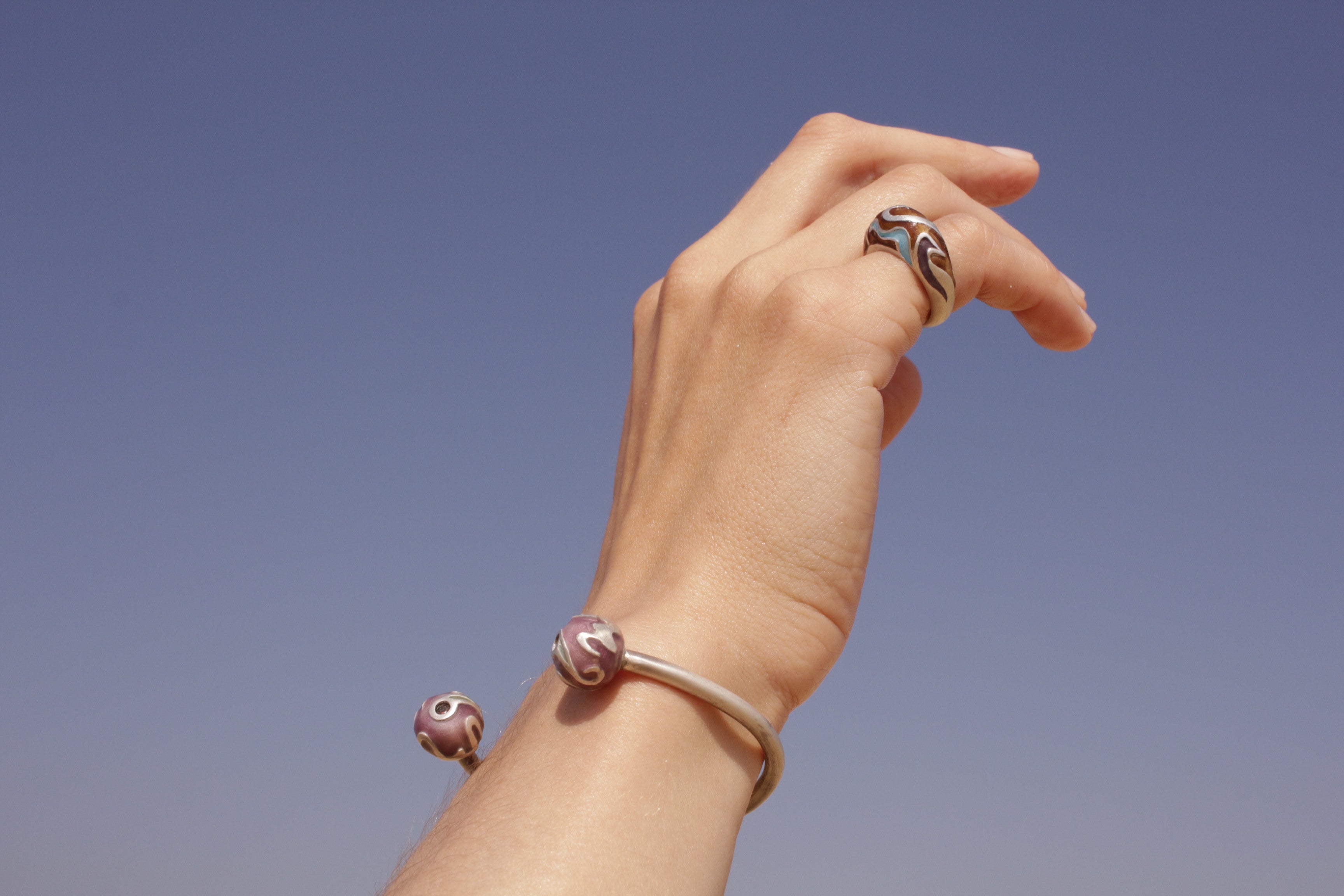 Swirl torque bracelet