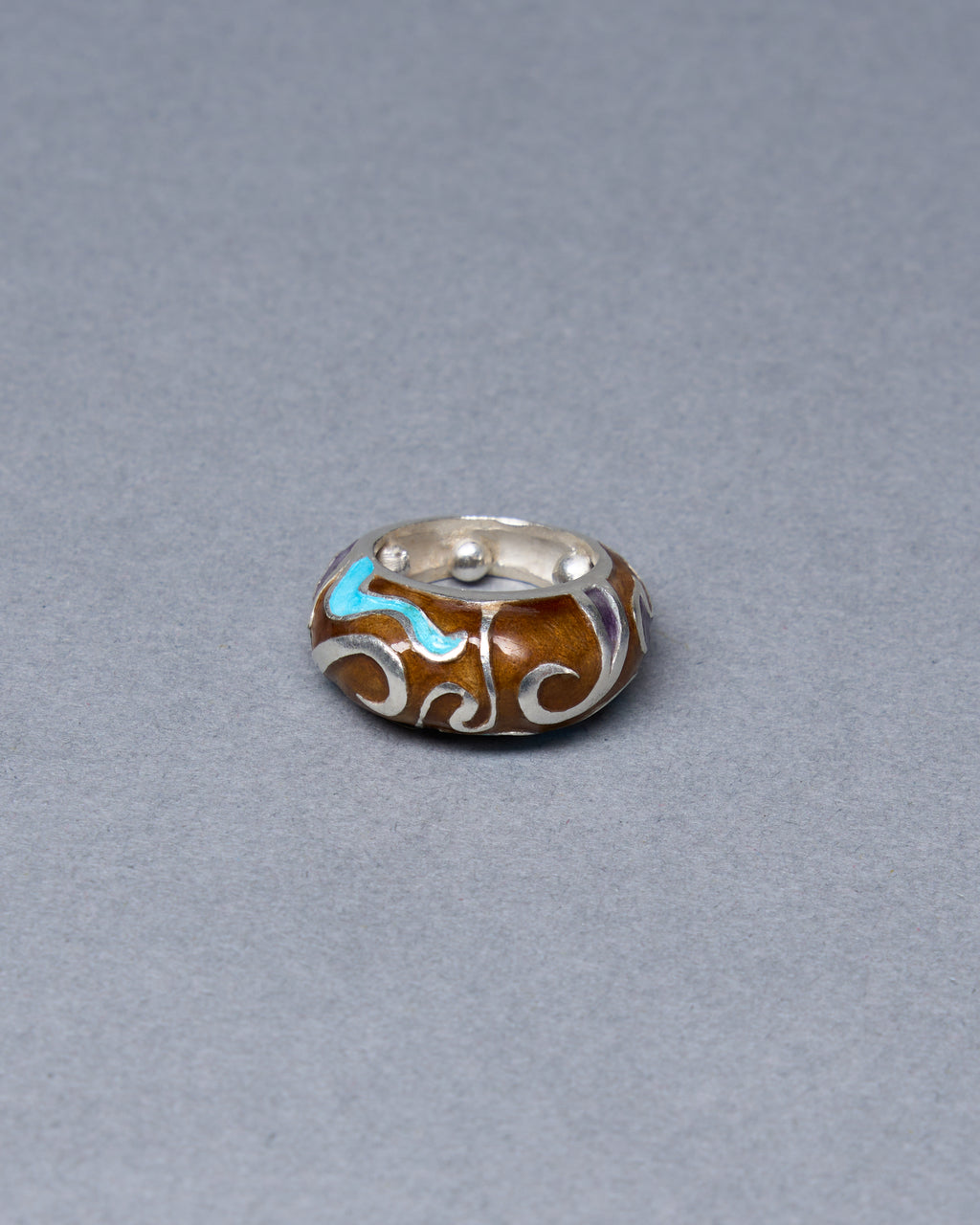 Swirl ring
